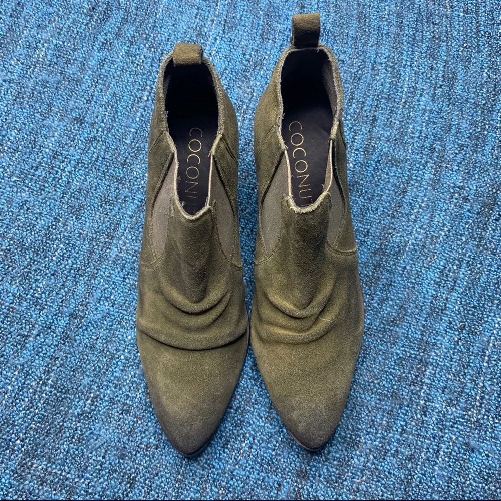 Coconuts by Matisse Natural Wilkins Suede Booties Women's Size 6.5 in Green